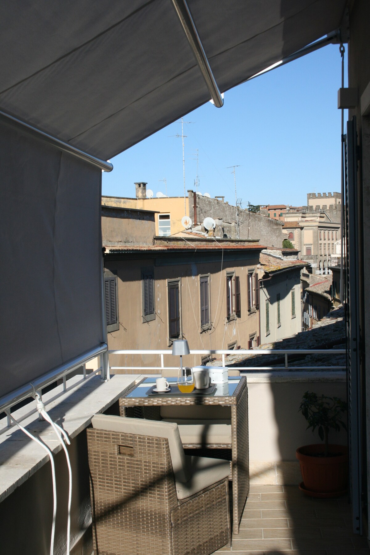 Vista tetti dalla terrazza